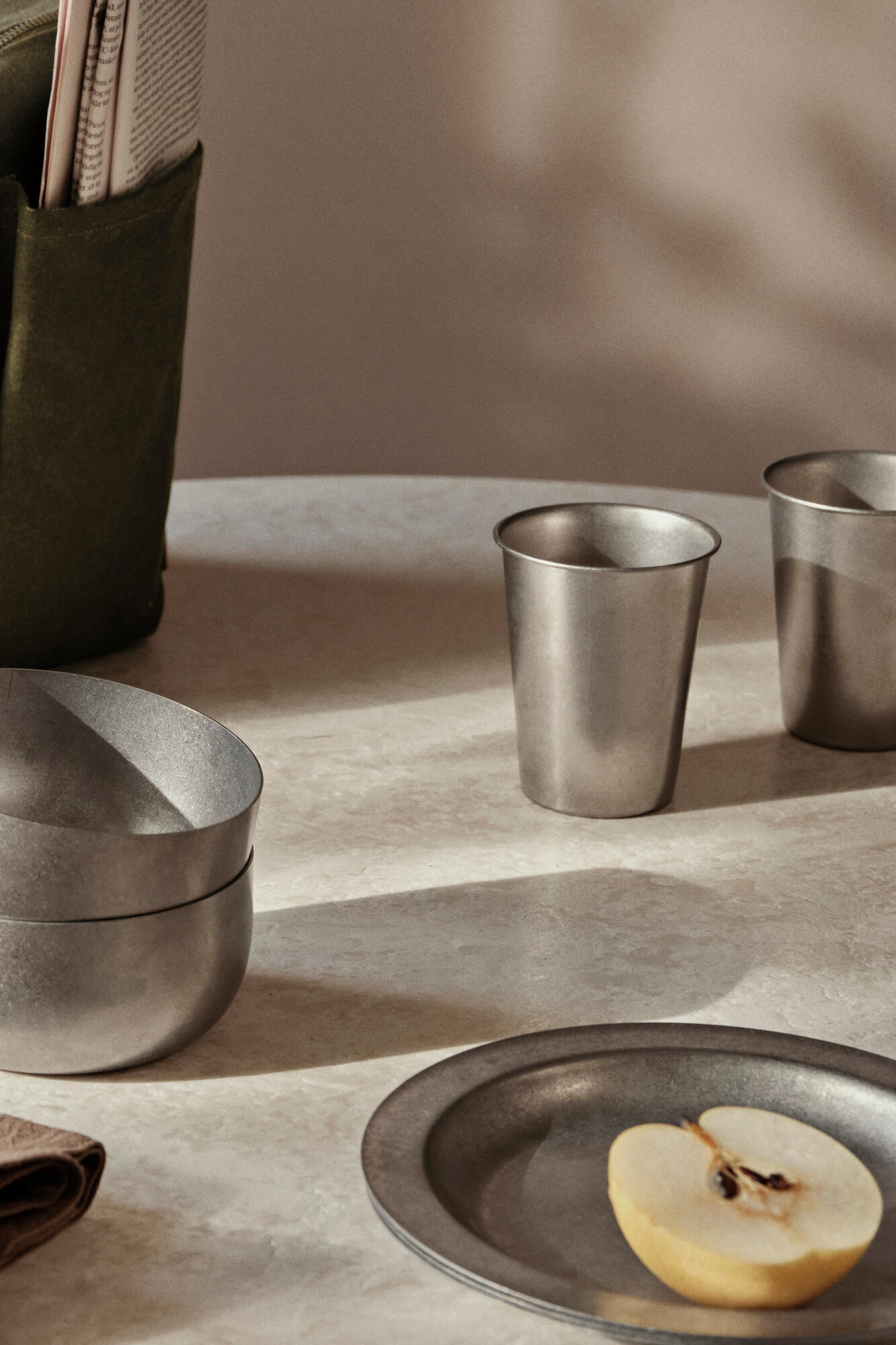 Tumbled frokosttallerken, Ø20 cm - Stainless Steel